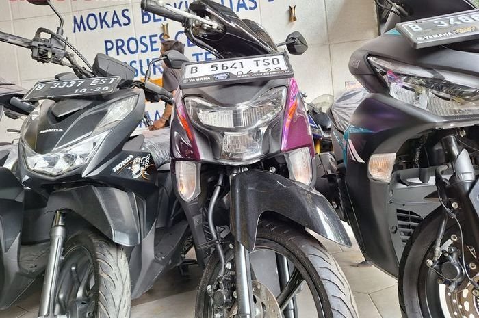 Lebih Murah dari Honda BeAT Pakai Mesin 125 cc Cocok Buat Antar Anak Sekolah Harga Yamaha Gear 125 Bekas Terjangkau